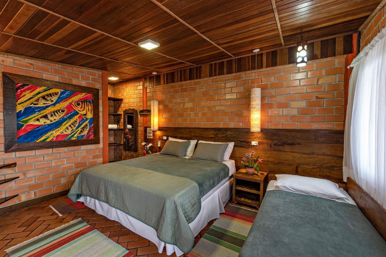 Grajagan Surf Resort Ilha do Mel Room photo