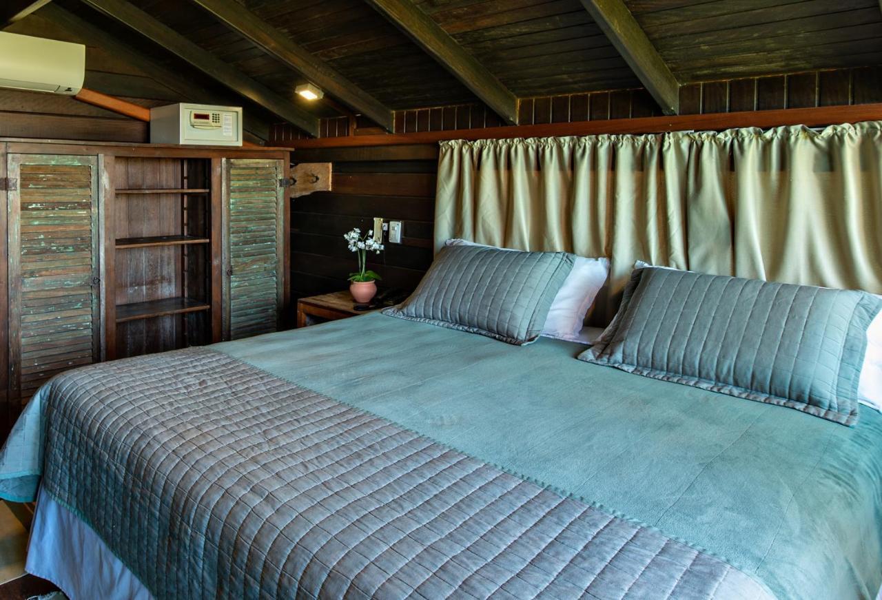 Grajagan Surf Resort Ilha do Mel Exterior photo