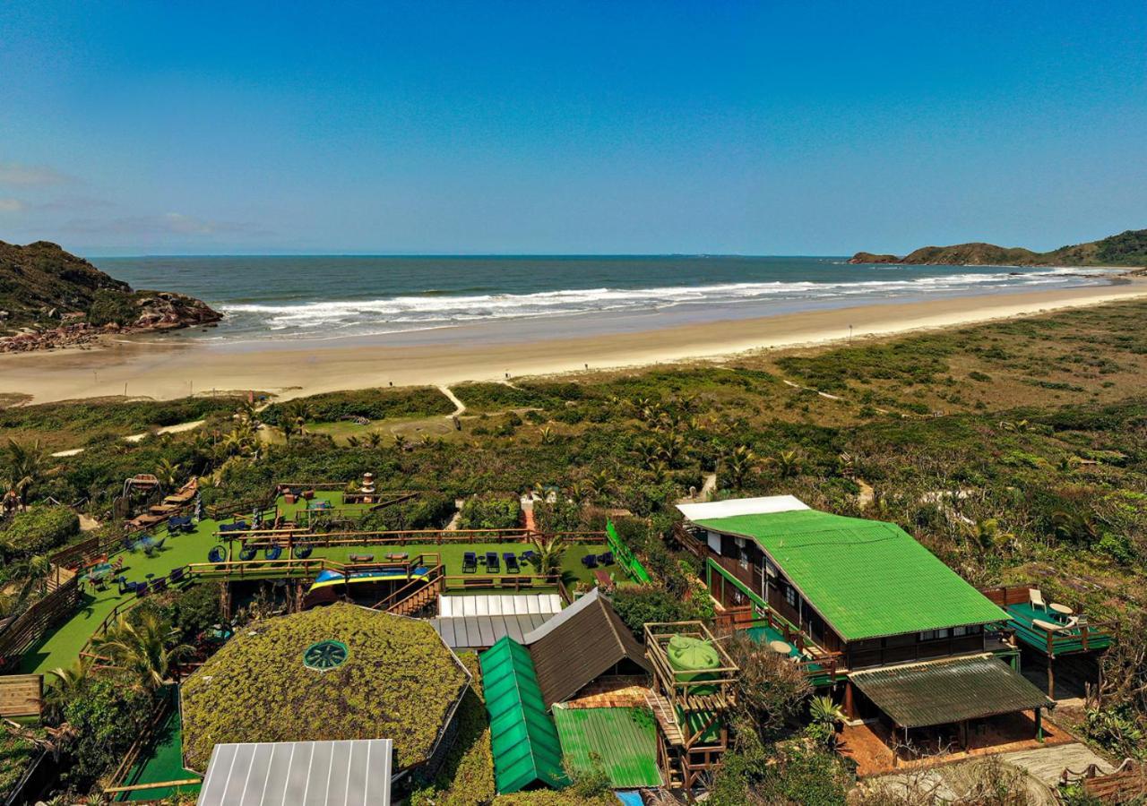 Grajagan Surf Resort Ilha do Mel Exterior photo