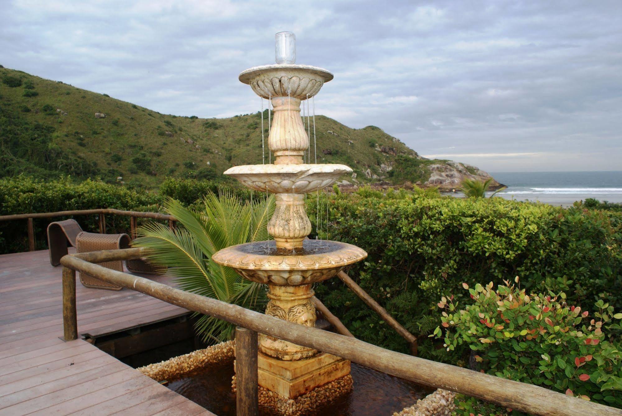 Grajagan Surf Resort Ilha do Mel Exterior photo